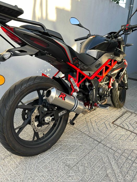 Benelli BN 125 ano 2025 como nova