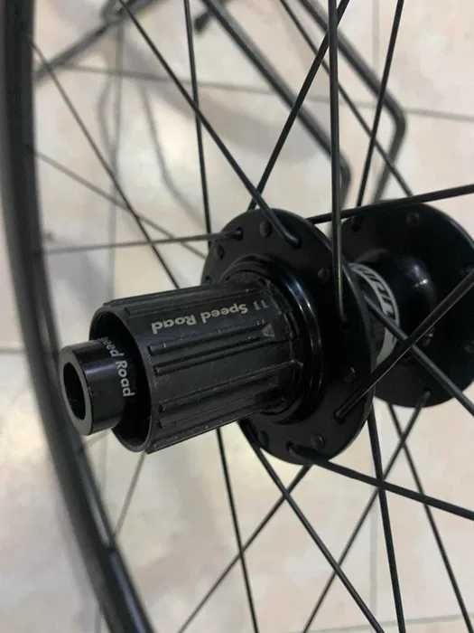 Rodas Carbono Giant SLR2 Disco 36mm – Como Novas