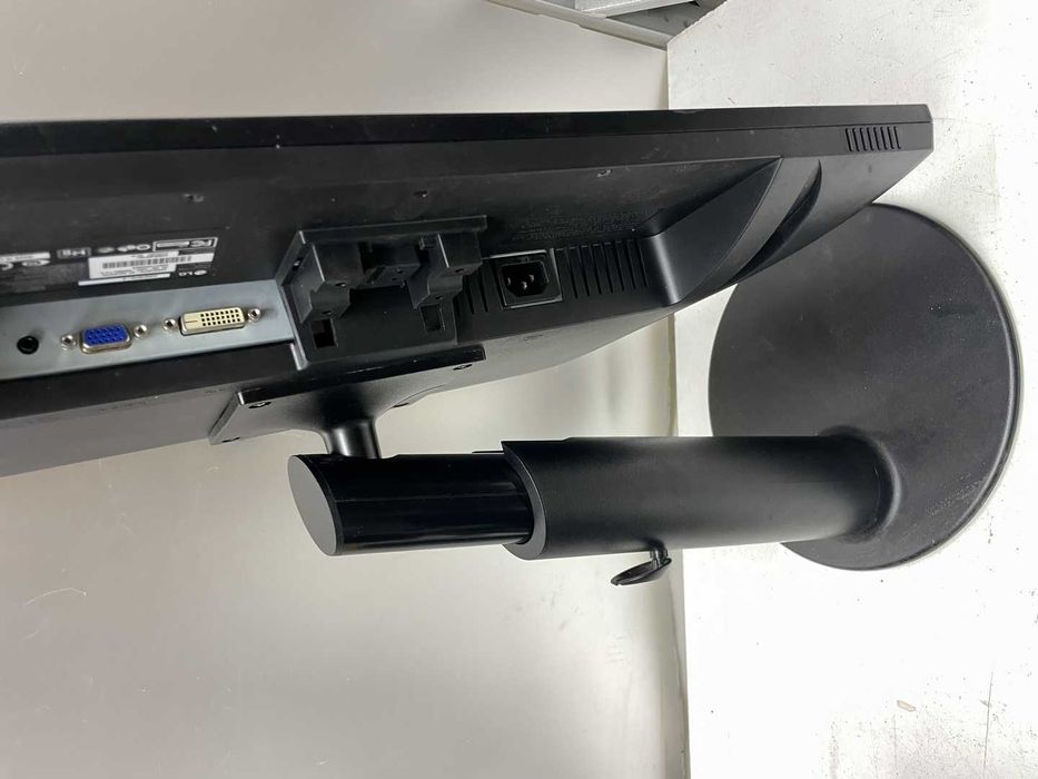 Монитор LG Flatron 24MB35PM-B 24" (1920х1080) IPS VGA/DVI колонки