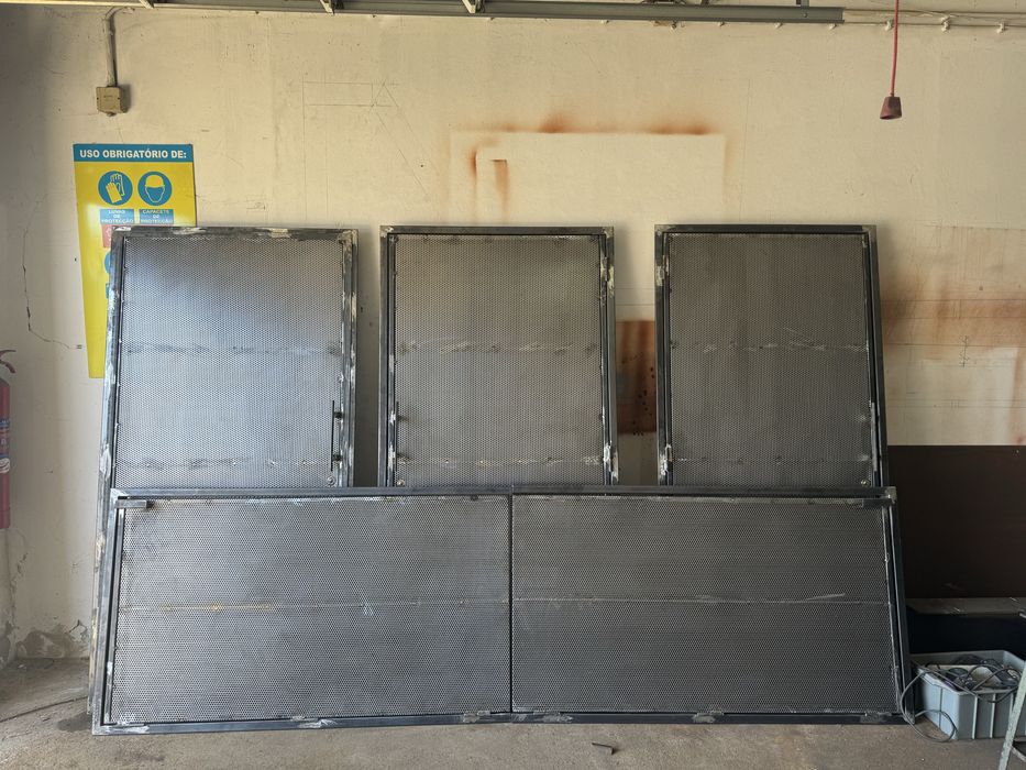 Serralharia civil ( Portoes , portas , estruturad metalicas , pavilhao