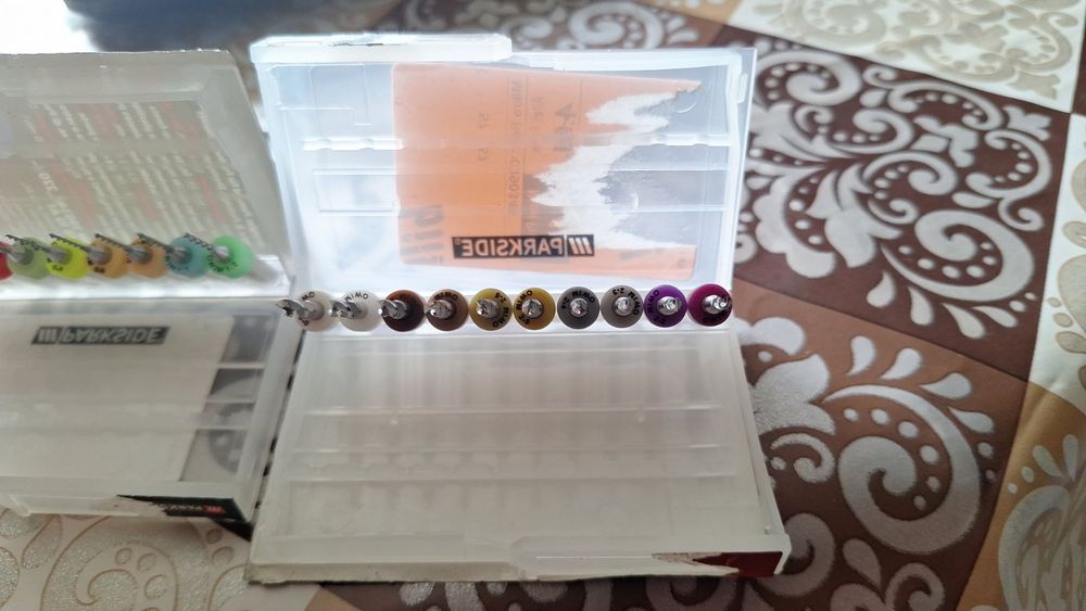 Продам набор свёрл