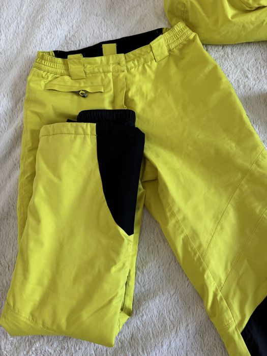 Продам стильний та якісний лижний костюм Icepeak