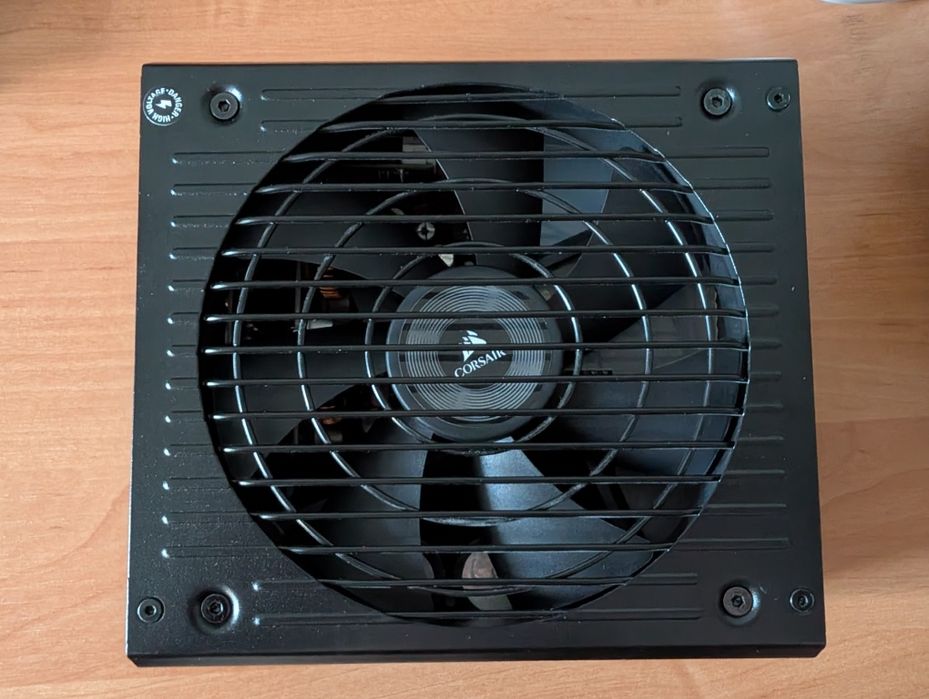 Corsair RM750 80 plus gold