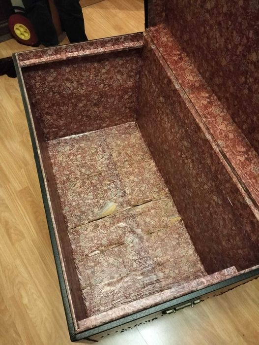 Arca / Bau Madeira com Pele Sintética