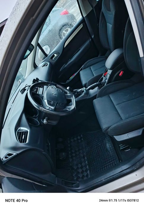 Citroen C4  polski salon