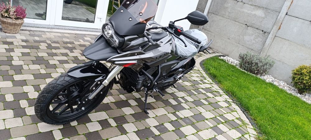 Мотоцикл lifan kpt 250 новий рік випуску 2026
