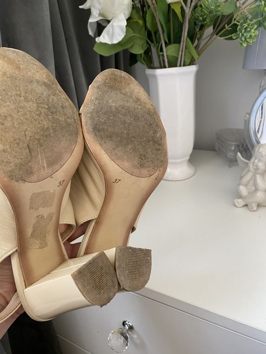 Beżowe kremowe czółenka sandały skórzane skóra naturalna Senso 37