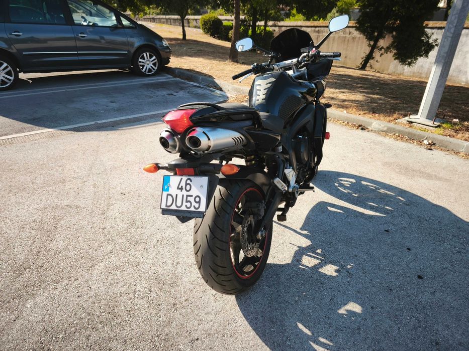 Yamaha FZ6S - Carenada