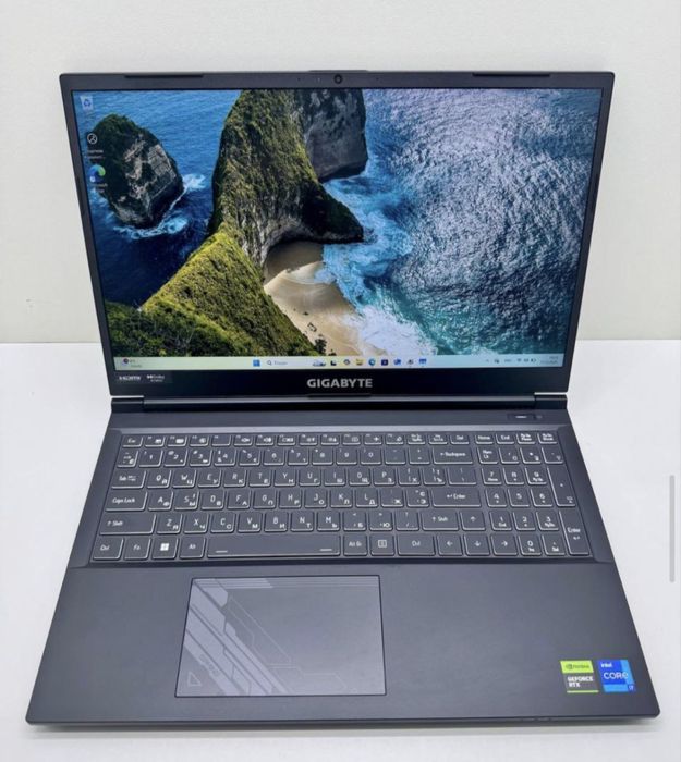 Ігровий ноутбук Gigabyte G5 MF5 RTX4050 i7 16gb DDR5 ssd 512Gb