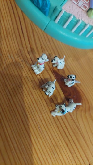 Polly Pocket 101 Dálmatas - 1996 with 5 original dolls