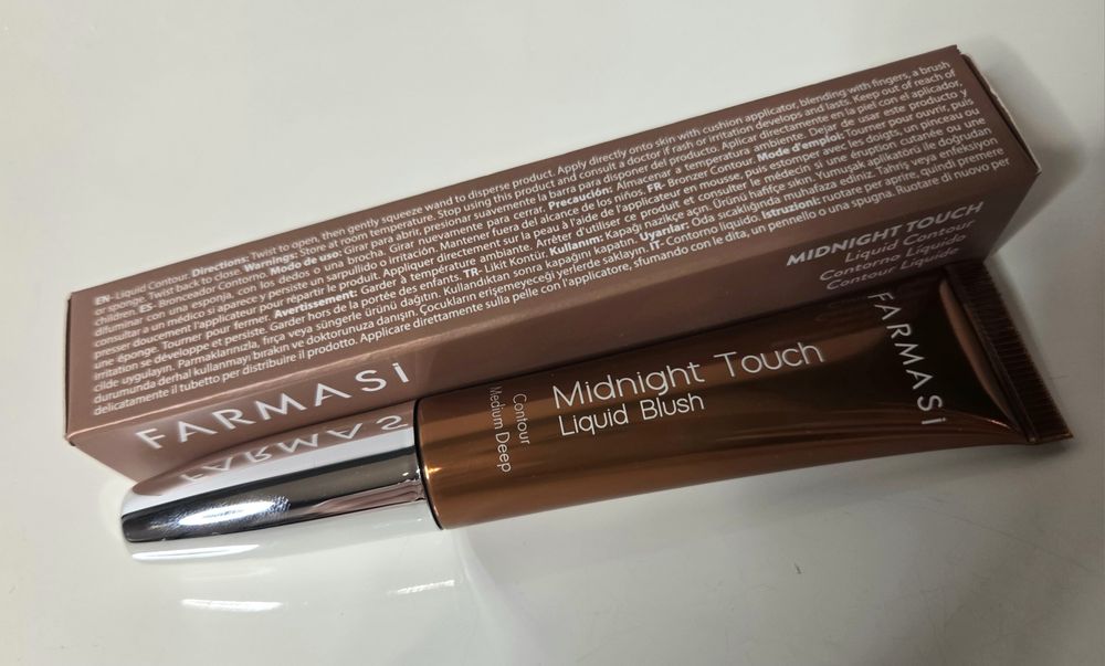 Medium Deep Średnio Ciemny Konturowanie Twarzy Midnight Touch