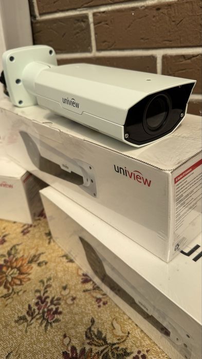 Комплект IP видеонаблюдения UniView. 4 камеры.