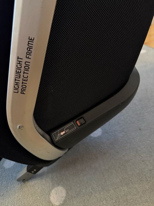 Fotelik samochodowy Concord Reverso Plus i-size