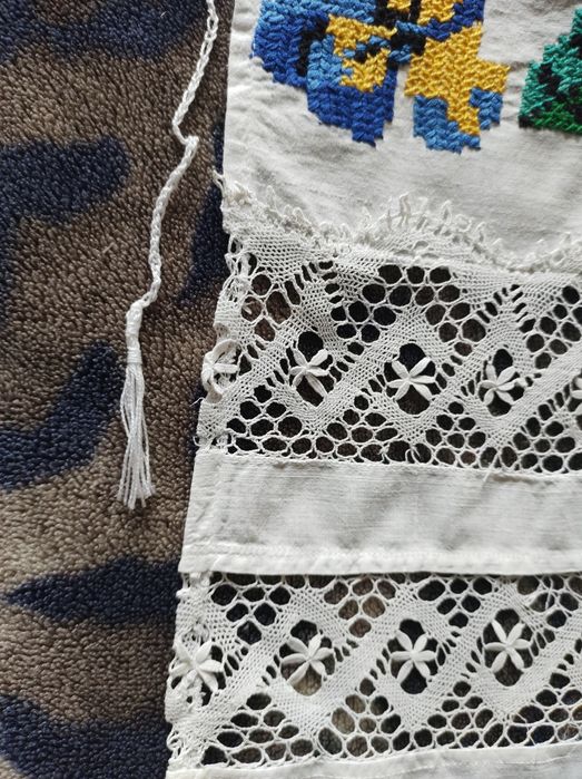 Фартушок з вишивкою