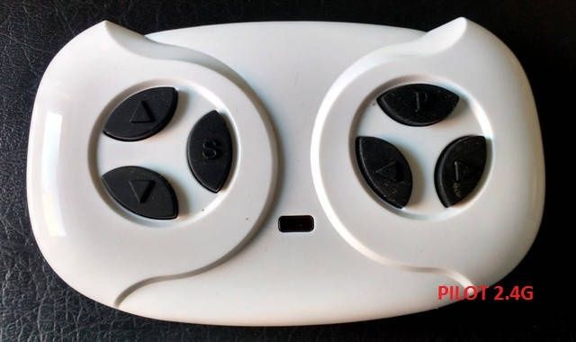 Електромобіль дитячий M4 з пультом управління червоний