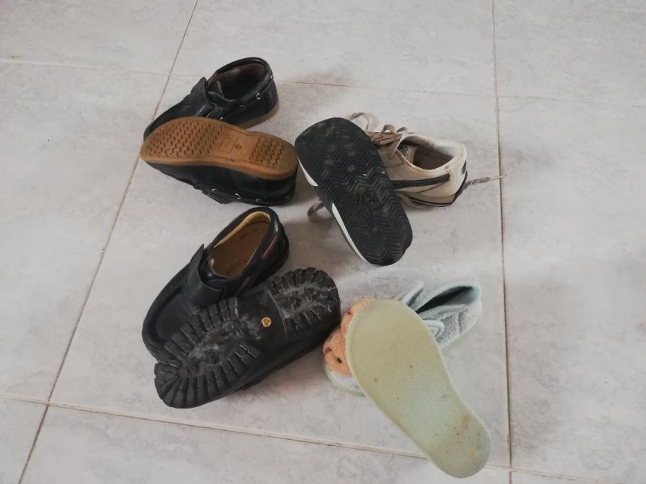 Sapatos vela de menino - tamanho 25