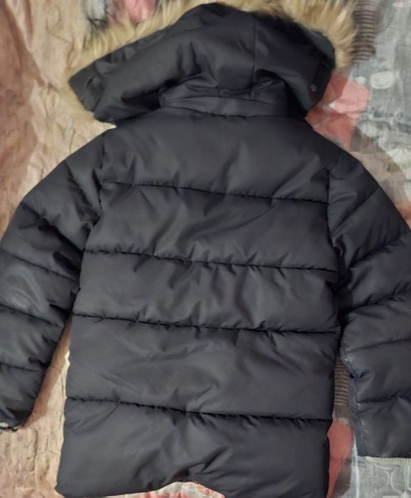 Зимова куртка чорна