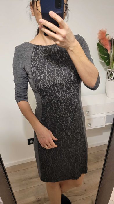 Dzianinowa wyszczuplająca sukienka marki Vissavi r.38