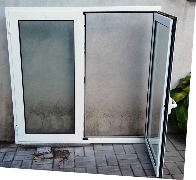 Janela de alumínio64551768748545122