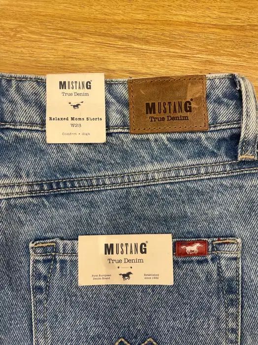 Mustang шорти жіночі нові