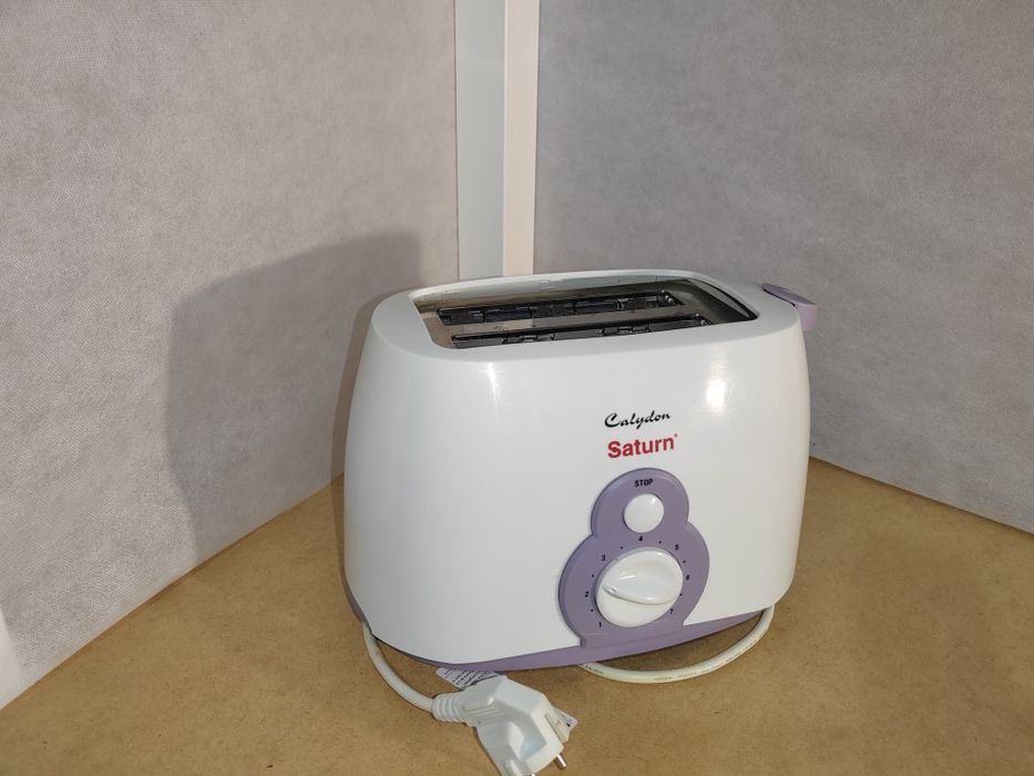 Тостер Saturn ST-EC1026 800Вт