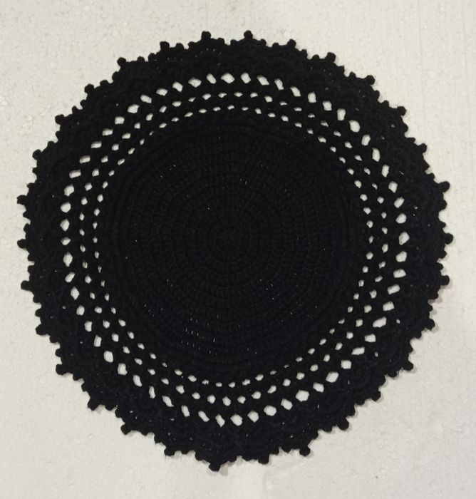 В'язана сервувальна серветка гачком