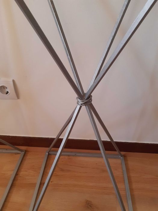 Consola / Mesa de apoio com tampo em vidro
