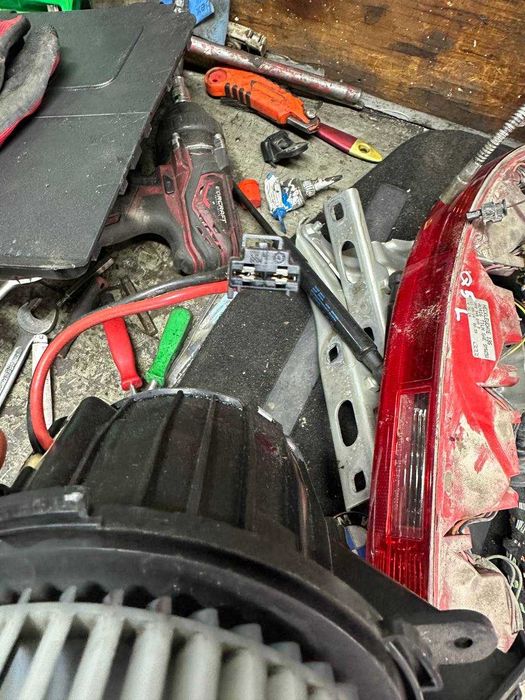 мотор отопителя (вентилятор печки) для Audi Q5 (8R).