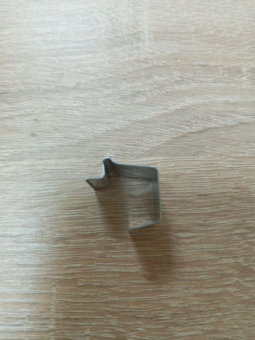 Кріплення до москітних сіток.