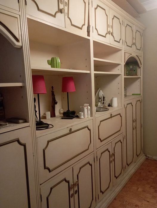Dou   Móvel   antigo de sala  / quarto