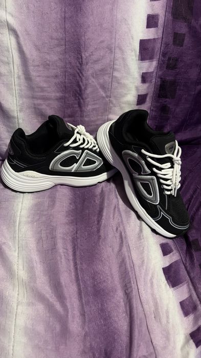 Dior b30 (black and white) tamanho 40