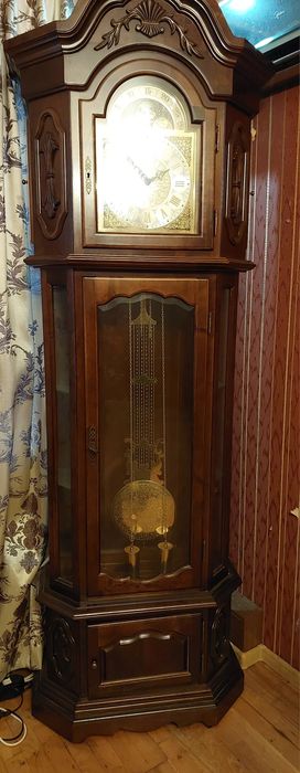 Продам напольные часы