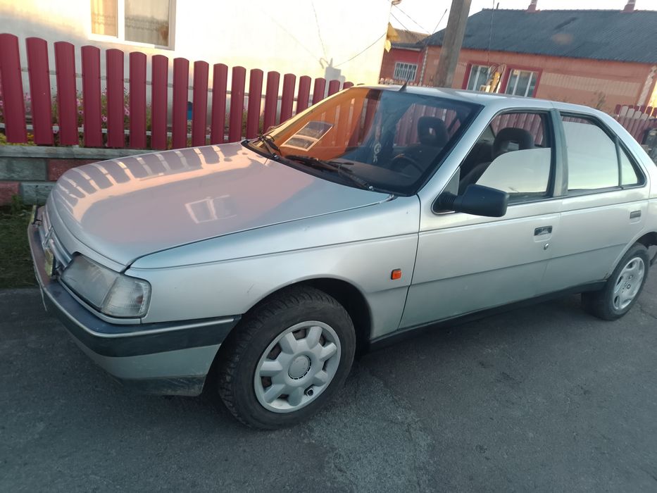 Продам Пежо в нормальному стані