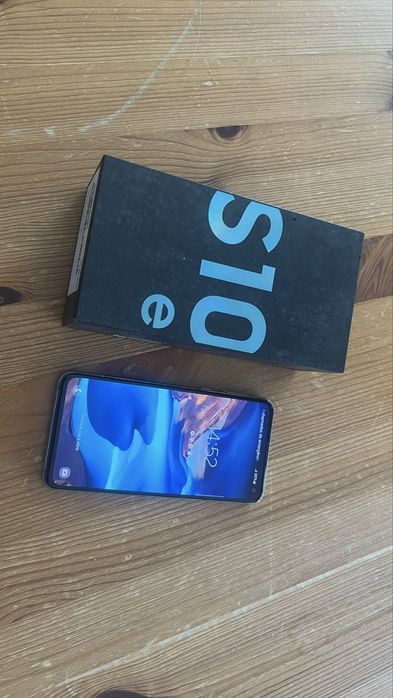 Samsung Galaxy S10e 128Gb