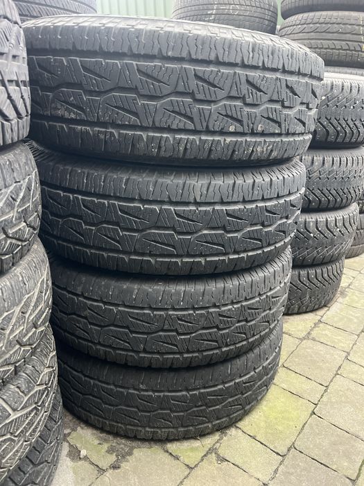 Шини  245/70 R16 A/T