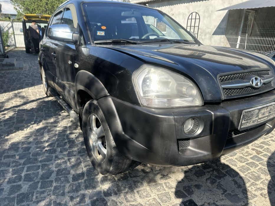 Разборка Хюндай Туксон , Hyundai Tucson   двигатель , капот ,