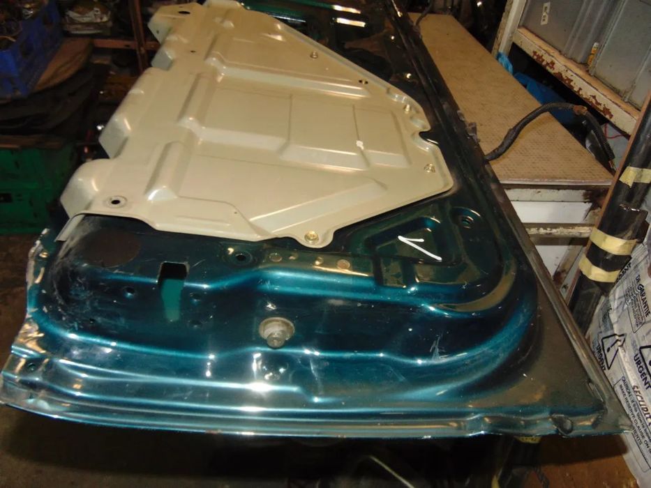 Opel Frontera A portão mala