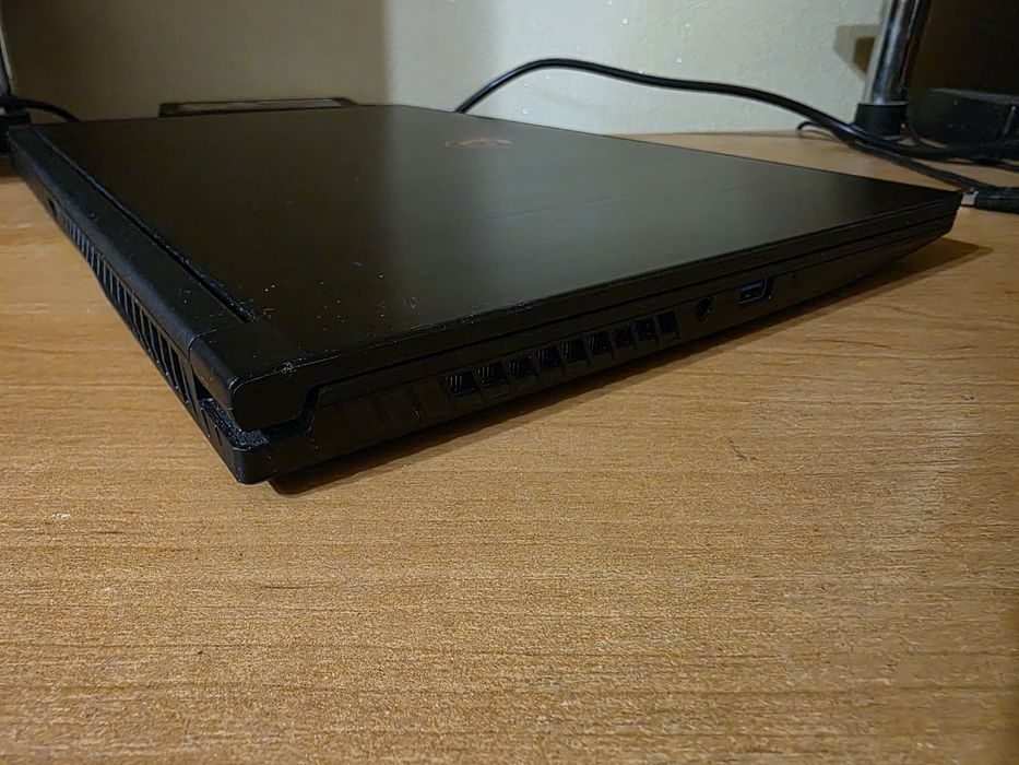 Очень мощный игровой ноутбук msi RTX 4050 6gb core i5 12th 16/512gb