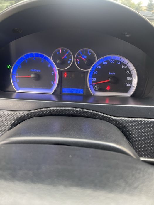 Chevrolet Aveo 1.5 автомат газ/бензин T250