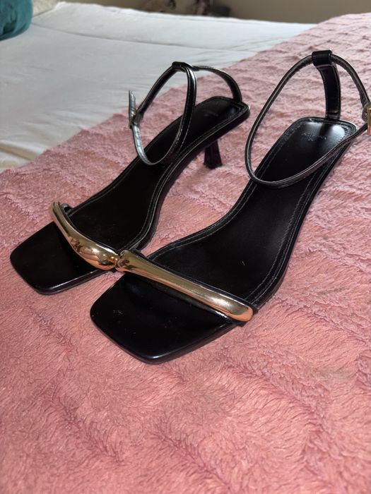sapatos de salto baixo