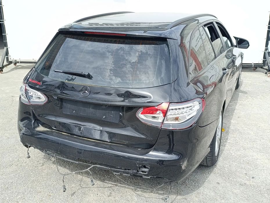 Para peças MERCEDES-BENZ Classe C Carrinha (S205)