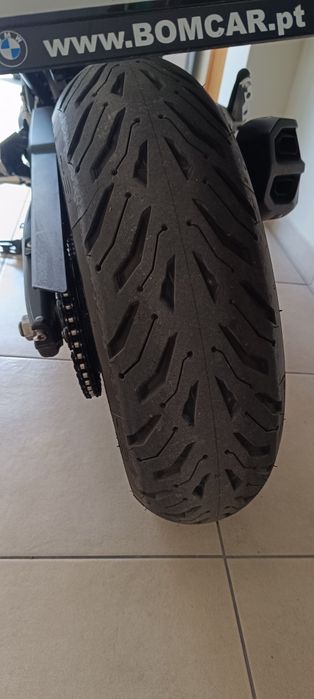 BMW F 900 R Naked