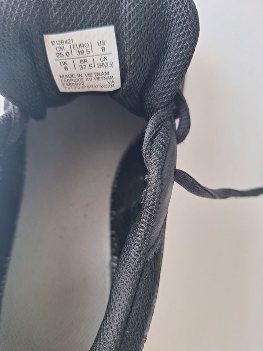 Buty Asics roz. 39.5 używane Kraków