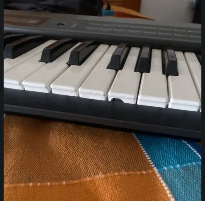 Roland Alpha Juno 1