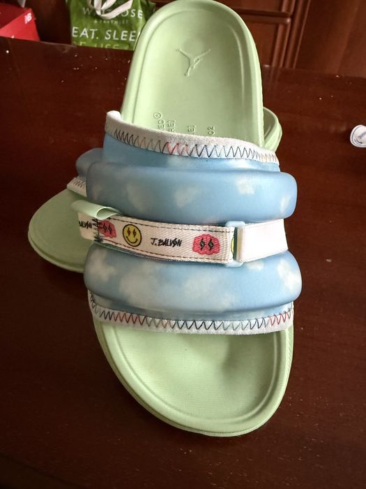 Тапочки Air Jordan Super Play J Balvin