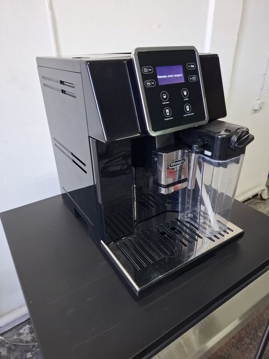Кавомашина Delonghi