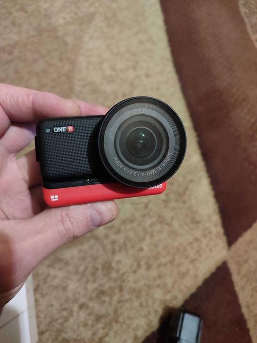 Камера insta 360 r