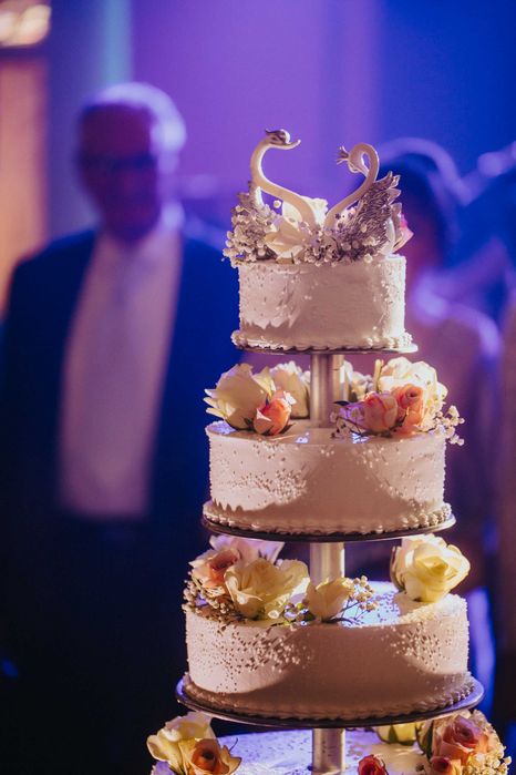 Topper tort weselny łabędzie