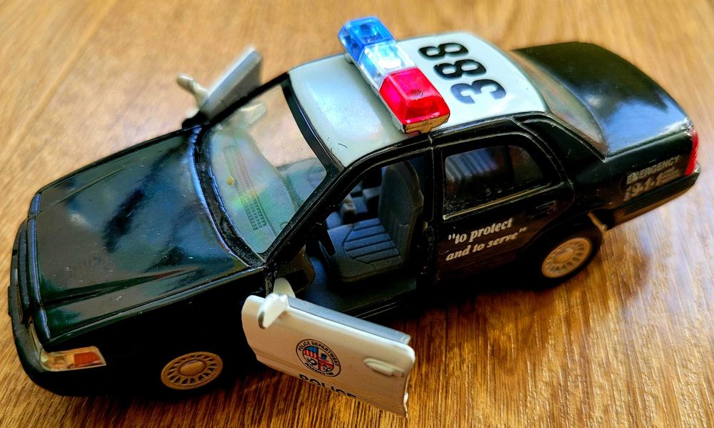 Машинка поліцейська Kinsmart Ford Crown Victoria Police Interceptor