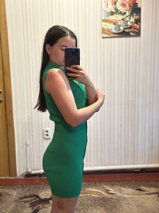 Зелена сукня поло